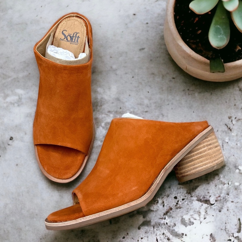 NIB Sofft Carrey Slide Sandals Suede Pumpkin 7.5M 38.5